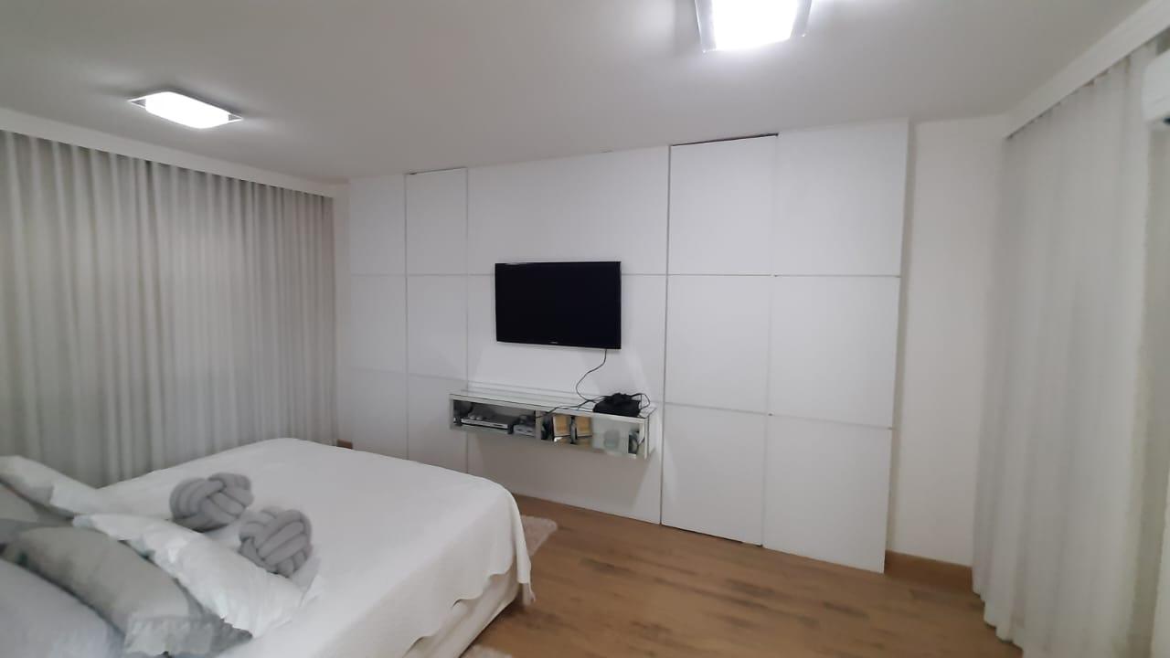 Casa à venda com 4 quartos, 360m² - Foto 10