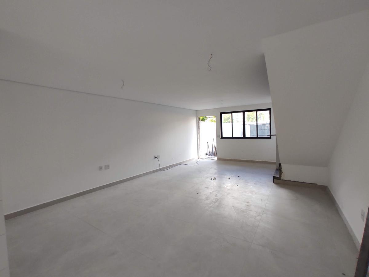 Casa à venda com 3 quartos, 114m² - Foto 4