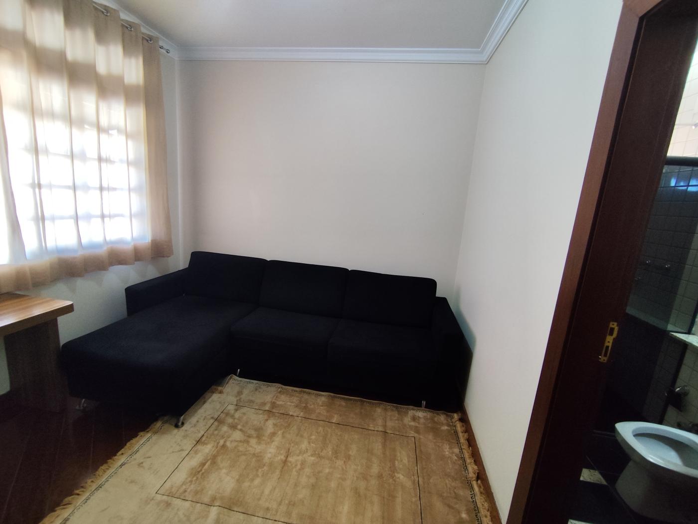 Casa à venda com 3 quartos, 246m² - Foto 17