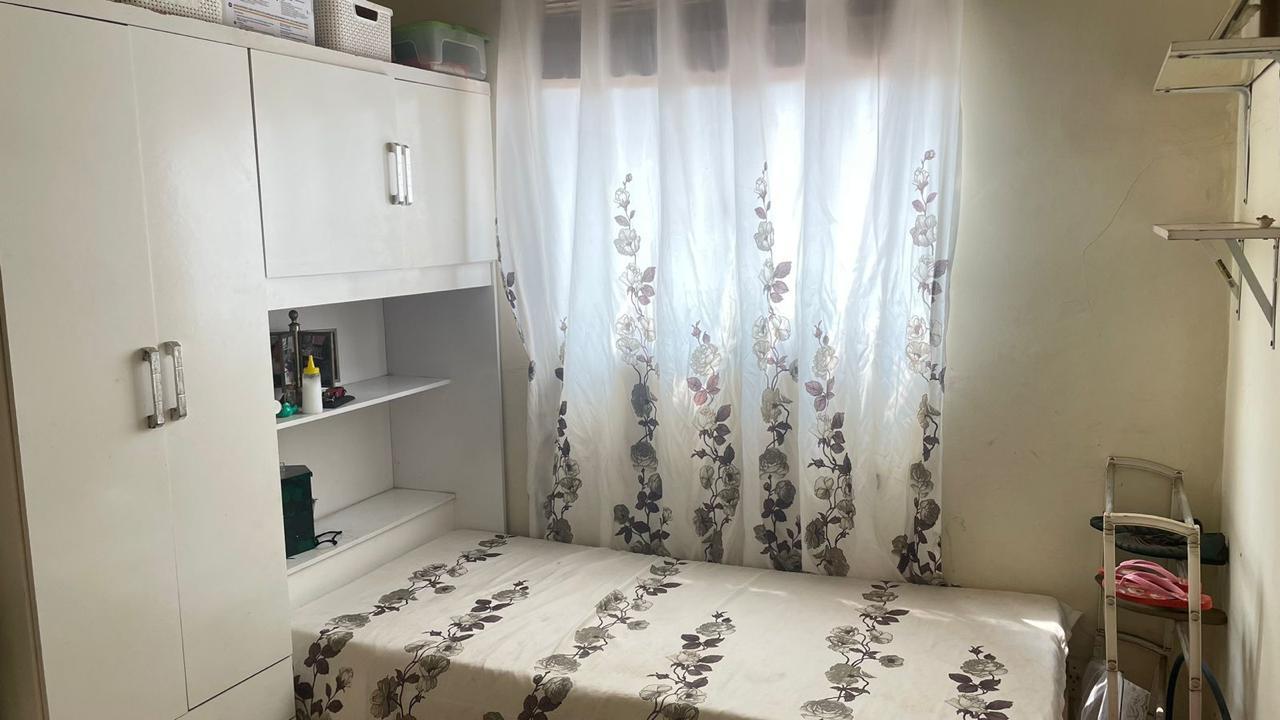 Casa à venda com 2 quartos, 50m² - Foto 11