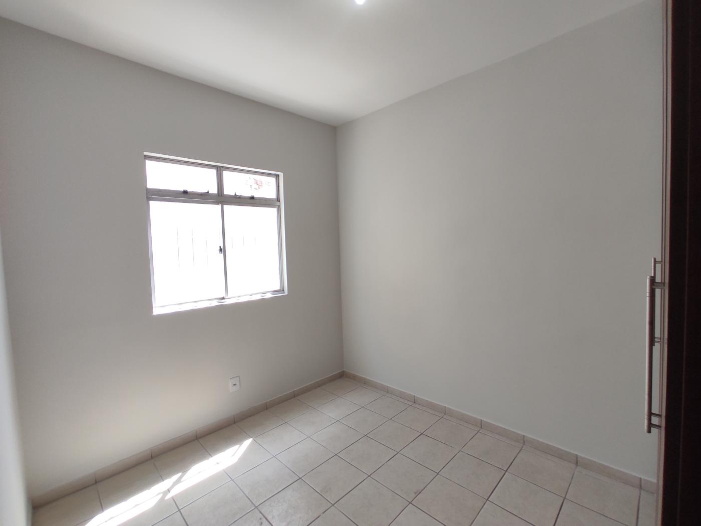 Apartamento à venda com 3 quartos, 100m² - Foto 12