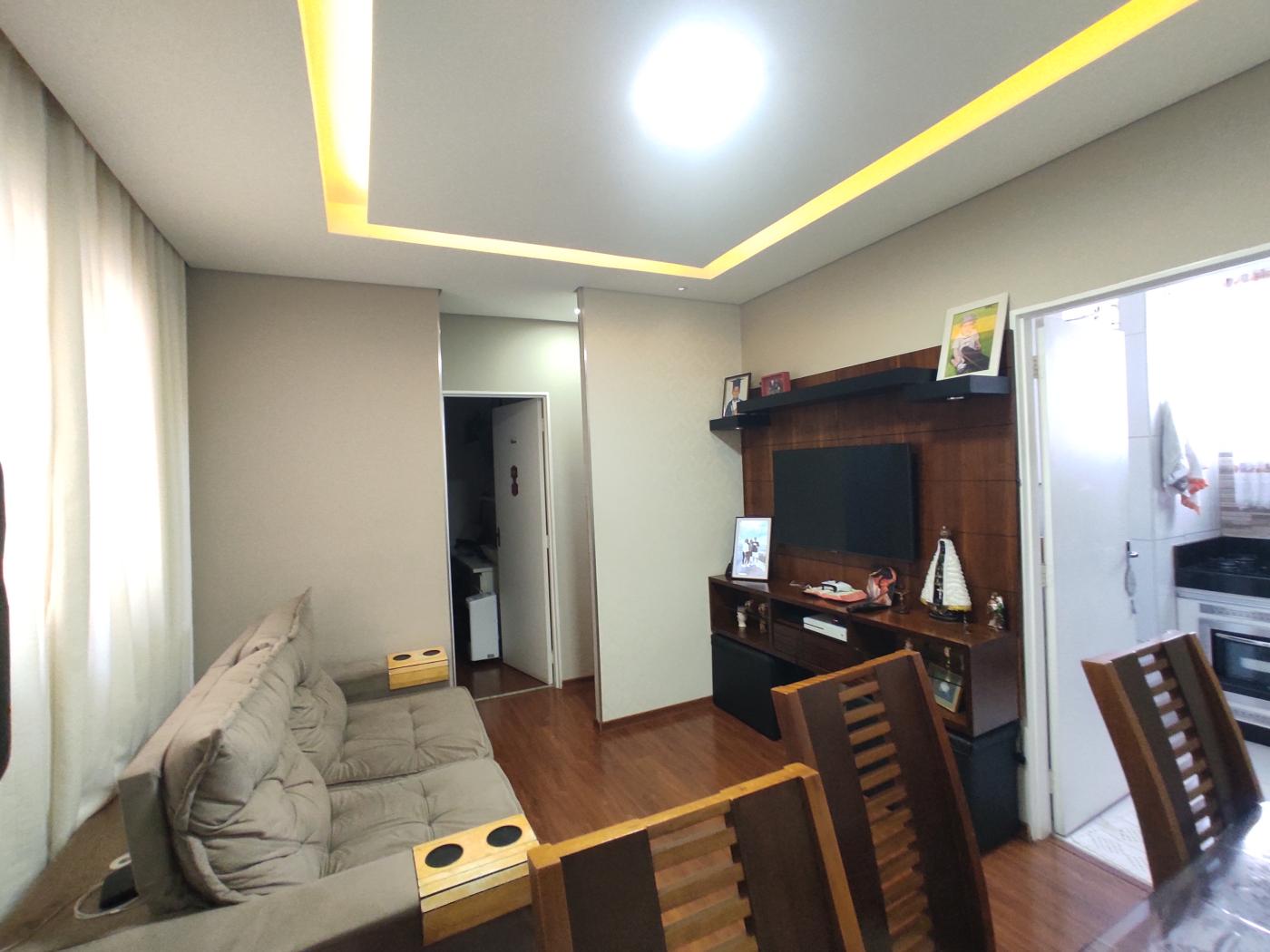 Apartamento à venda com 2 quartos, 46m² - Foto 3