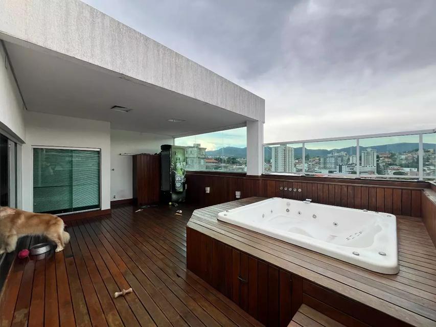 Casa à venda com 5 quartos, 360m² - Foto 8