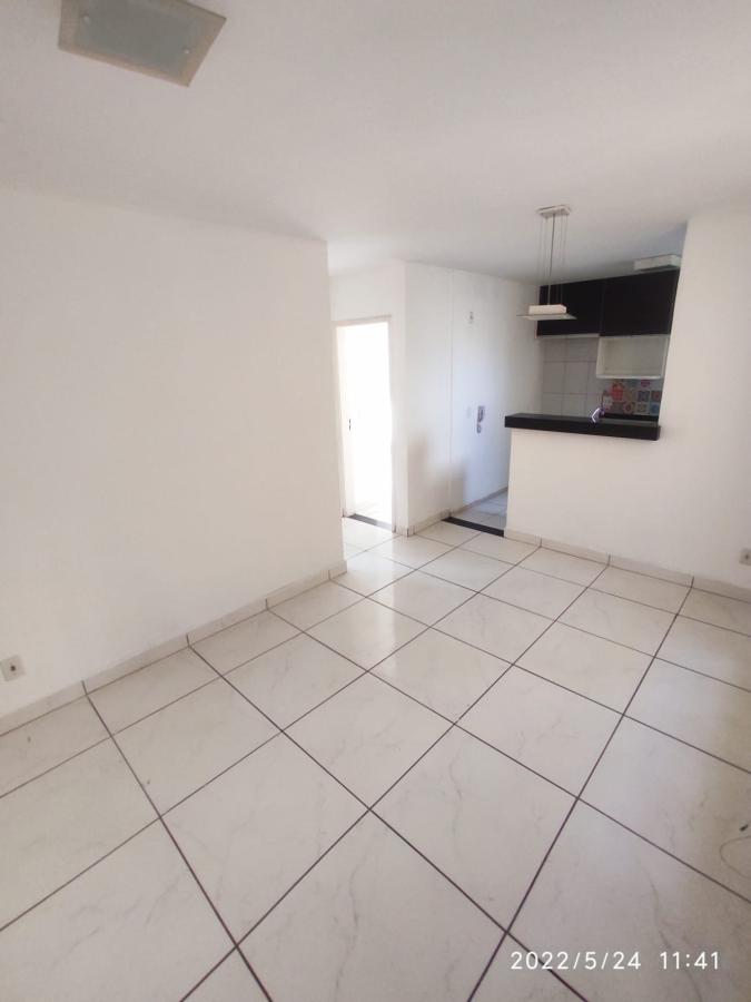 Apartamento à venda com 2 quartos, 60m² - Foto 2